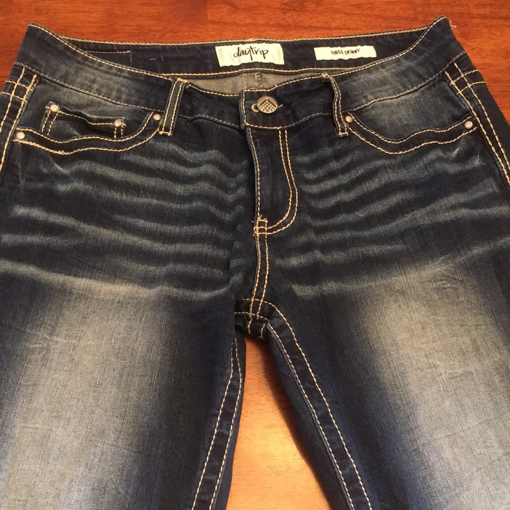 Women’s Buckle Jeans